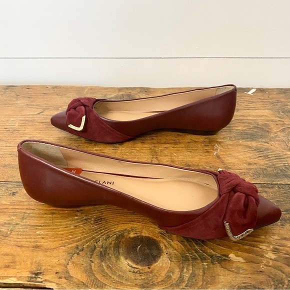 Antonio Melani Suede Pointed Toe Bow Comfort Flats in Burgundy, Women's Size 6.5 - Picture 5 of 17